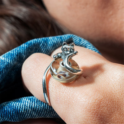 Cat at Ease Fantasy Ring